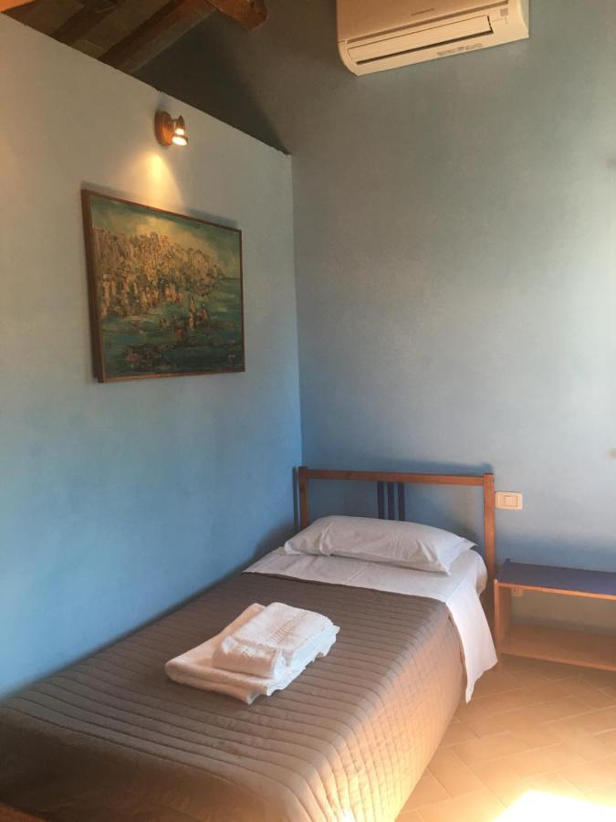 Colle Dei Falchi Guest House Фермо Екстериор снимка