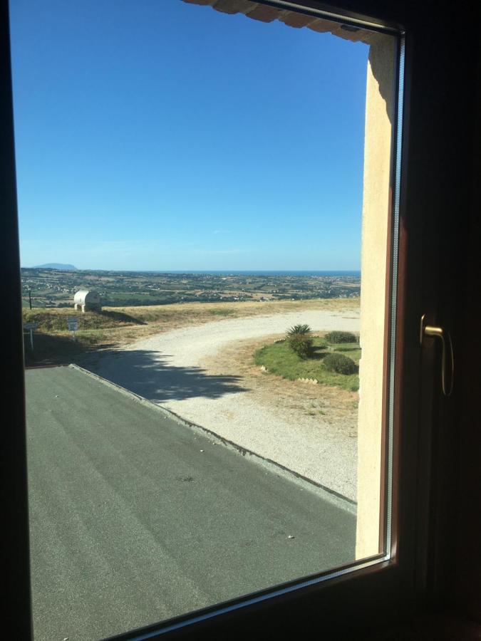 Colle Dei Falchi Guest House Фермо Екстериор снимка