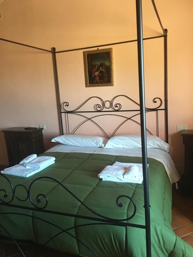 Colle Dei Falchi Guest House Фермо Екстериор снимка