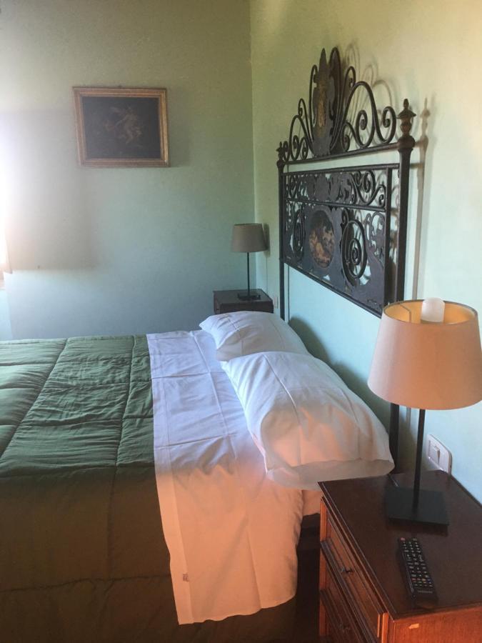 Colle Dei Falchi Guest House Фермо Екстериор снимка